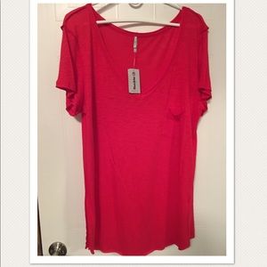 💥BKE T-Shirt size XLarge. New with tags💥